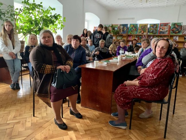 «Збери дитину Небесного воїна до першого класу»: депутати Луцької райради долучилися до благодійної акції