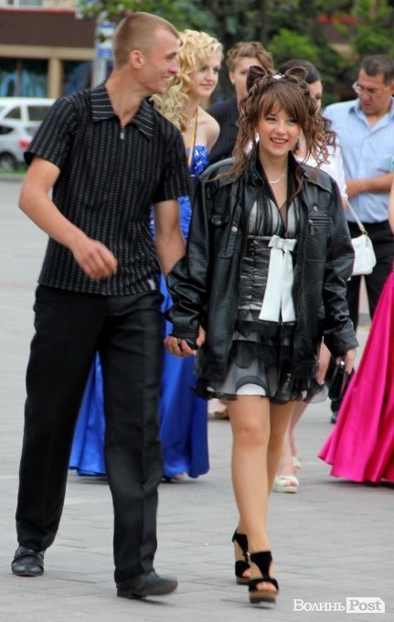 Луцьк відгуляв шкільні випускні. ФОТО