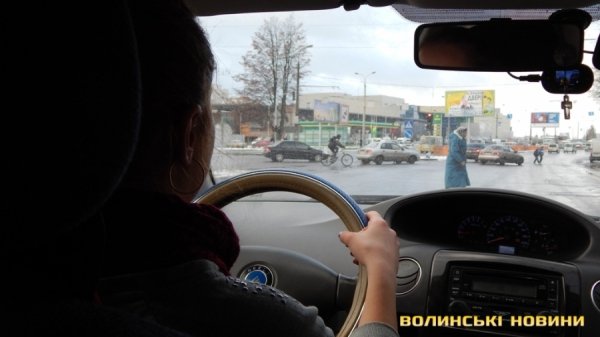 Як у Луцьку вчать водінню. ФОТО. ВІДЕО
