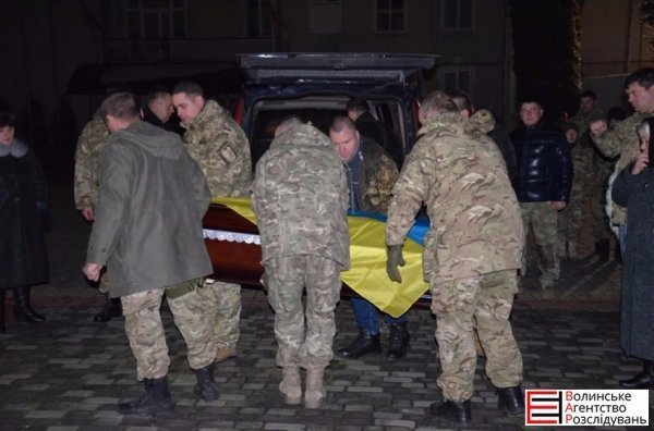 Луцьк зустрів тіло загиблого бійця Валерія Марцинюка