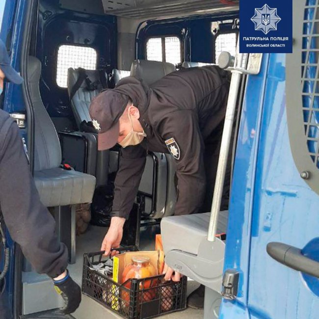 Бійцям легендарної роти «Світязь» передали на Схід продукти першої необхідності. ФОТО