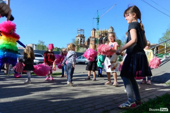 У Луцьку відкрили третю дитячу студію розвитку «Розумаха»* 