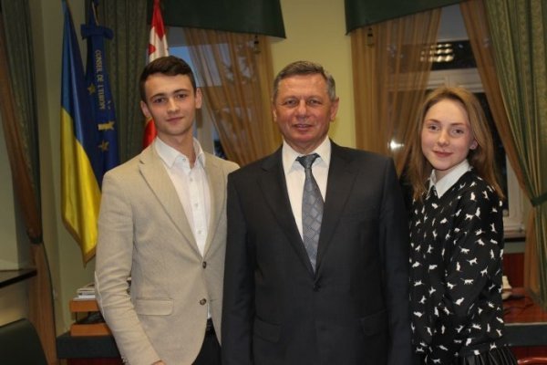 Як молодіжна рада Луцька «засідала» в кріслі мера. ФОТО