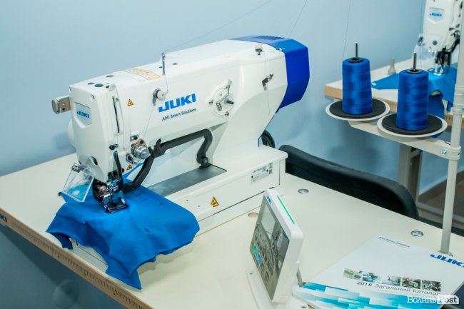 У луцькому виші відкрили унікальну Лабораторію швейної індустрії. ФОТО
