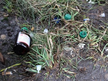 Шприци та глід: у Нововолинську весна показала, хто як розслаблявся