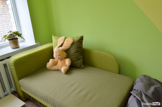 Торчинським школярам вручили новенький автобус. ФОТО