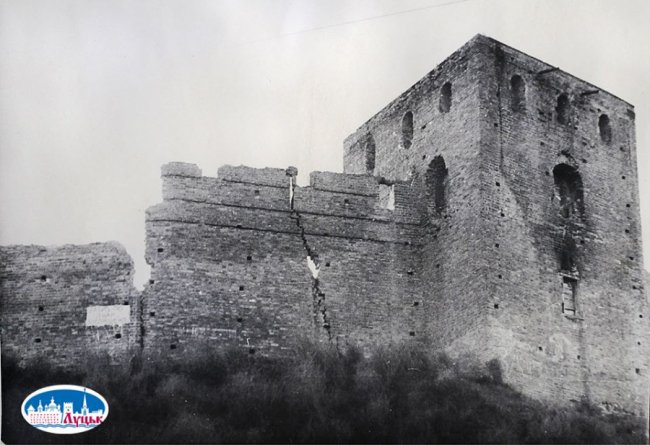 Показали, яким був Луцький замок понад сотню років тому