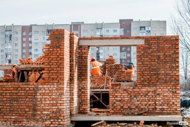 «Карамельна» квартира для кожного: у «Caramel Residence» зводять нову багатоповерхівку*