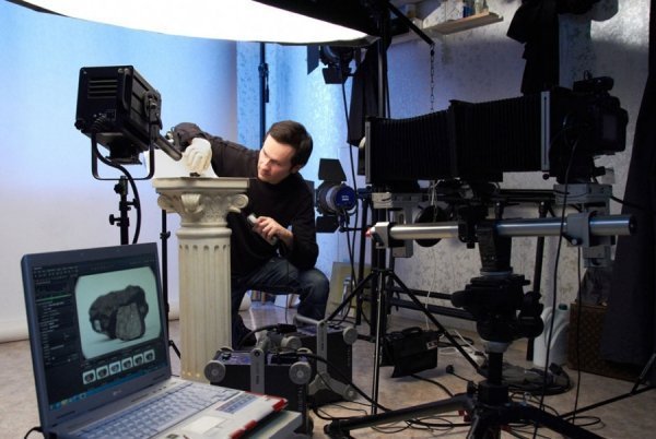 Зʼявилися перші студійні фото Челябінського метеорита. ФОТО