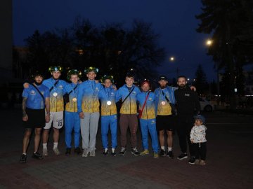 У Луцьку зустріли переможців та призерів чемпіонату Європи зі змішаних єдиноборств ММА. ФОТО