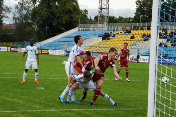 Ганебна поразка «Волині» в Ужгороді: фото