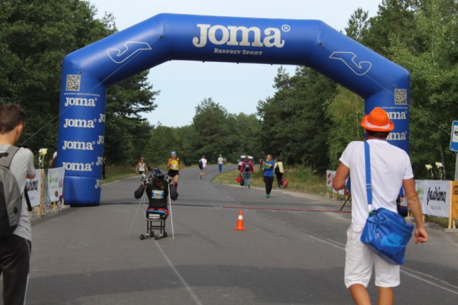 На Волині відбувся Кубок України з перегонів на лижеролерах. ФОТО