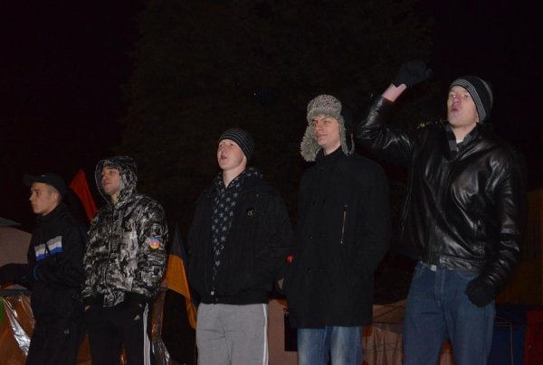 Вечірній Євромайдан у Луцьку. ФОТО. ВІДЕО