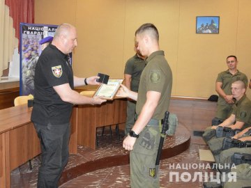 Нагородили луцьких нацгвардійців, які затримали злочинця-втікача. ФОТО