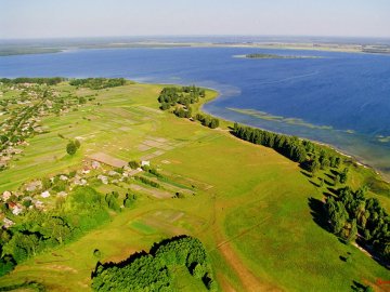 Озеро Світязь з висоти пташиного польоту 20 років тому. ФОТО