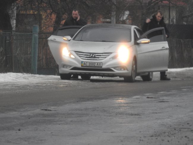 Фото з стеження за Ігорем Гузем