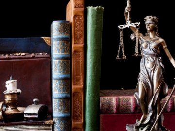 Волинського суддю засудили до двох років позбавлення волі