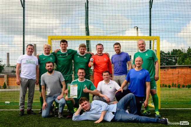 Свято корпоративної єдності: група компаній «Континіум» влаштувала футбольний турнір. ФОТО