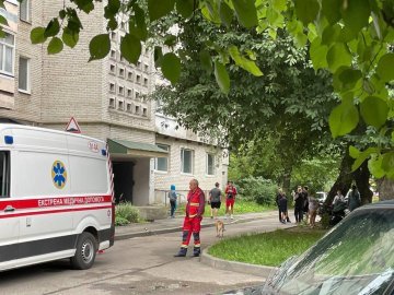 Написала передсмертну записку: подробиці суїциду 19-річної дівчини у Луцьку. ВІДЕО