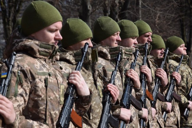 У Луцьку новобранці-прикордонники присягнули на вірність України. ФОТО