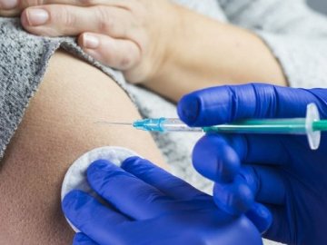 Лікарі розповіли, як пандемія вплинула на рівень вакцинації серед дорослих та дітей на Волині. ВІДЕО