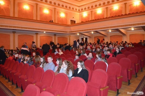 У Луцьку показали виставу «Великий Льох» у сучасні інтерпретації. ФОТО