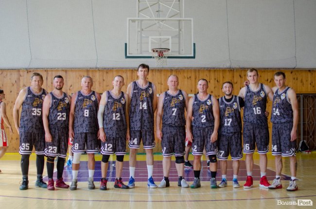 Луцькі баскетболісти-ветерани стали переможцями міжнародного турніру. ФОТО