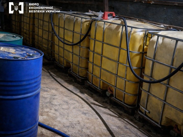 Бізнесмен із Волині вляпався у кримінал через підпільну торгівлю пальним