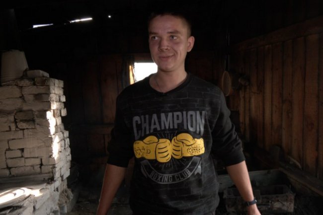 Посуд з алюмінію: 19-річний волинянин відродив сімейне ремесло. ВІДЕО