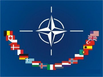 НАТО захищатиме Україну від Росії. ВІДЕО