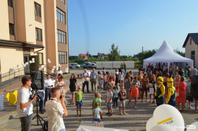 Досконалий будинок і щире знайомство сусідів: у Ковелі відкрили житловий комплекс «Парковий квартал»*