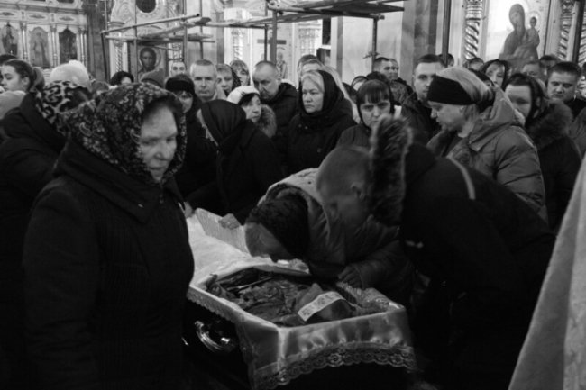 У Луцьку провели в останню путь Героя Сергія Гаврука