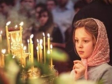 Яке свято 12 грудня та чому сьогодні варто брати в борг у сусідів: традиції, прикмети, заборони