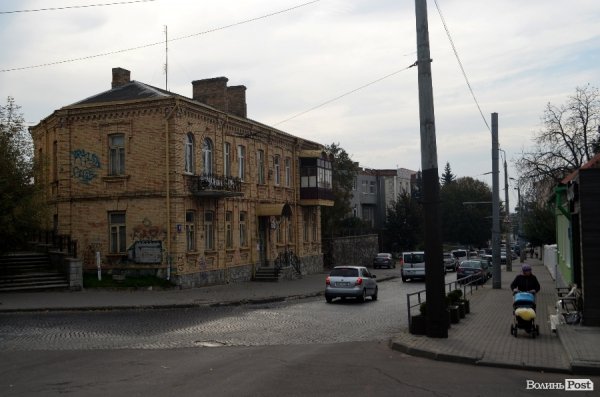 Фотопогляд: вулиця Богдана Хмельницького