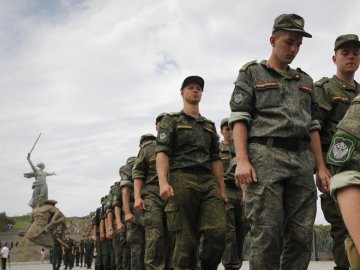 Росія збирається розгортати свої «добробати» на півдні України, – ISW