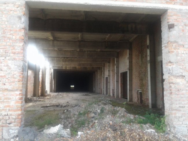 На Волині виставили на аукціон недобудований завод. ФОТО