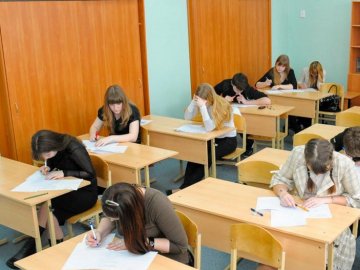 Рада скасувала обов’язкову підсумкову атестацію для школярів  