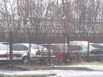 Не всі авто, які забирають у п’яних водіїв, їдуть на фронт. ВІДЕО