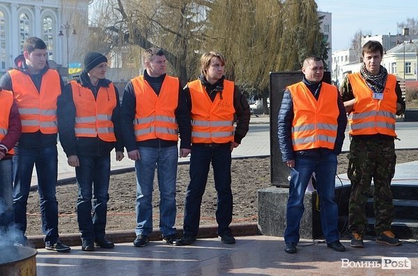 У Луцьку - антивоєнний мітинг. ФОТО
