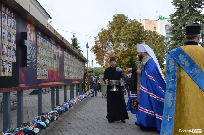 У День Незалежності лучани помолились за душі загиблих Героїв