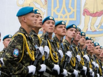 Бондар закликав активніше допомагати військовим