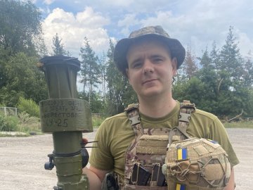 «Російський пілот помилився. Я вийшов з укриття і з «Ігли» поцілив у двигун літака», –  адвокат з Луцька  Орест Урин