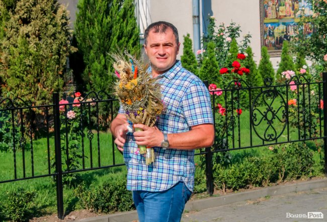 Різнобарв’я квітів та запашний мед: як у Луцьку святять «маковійчики». ФОТО