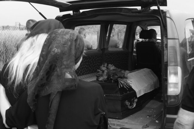 Луцька громада провела в останню дорогу загиблого Героя Миколу Близнюка. ФОТО