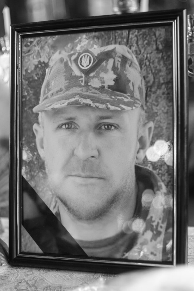 Луцька громада провела в останню дорогу загиблого Героя Миколу Близнюка. ФОТО