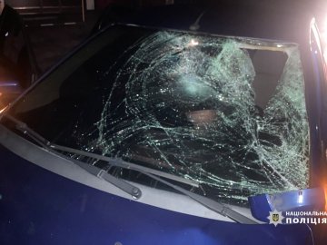 На Волині автомобіль збив пішохода: постраждалий – у лікарні