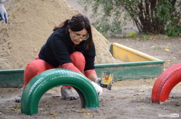 У Луцьку з'явився супердвір. ФОТО 