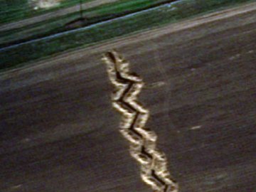 Росіяни почали копати окопи на півночі Криму