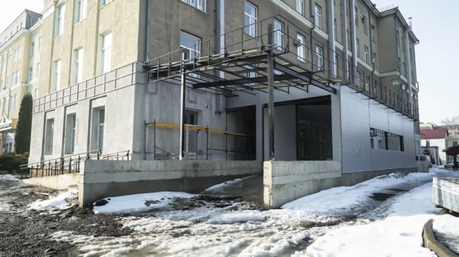 Показали, як ремонтують приймальне відділення волинської обласної лікарні. ФОТО