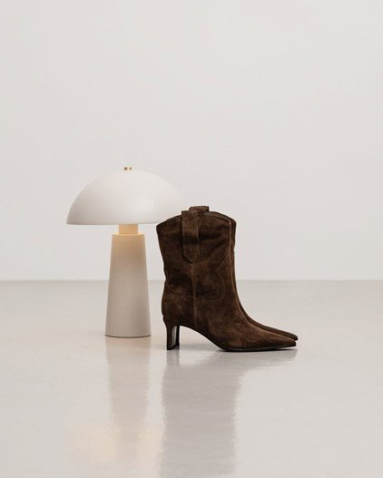 Осіннє взуття для жінок: стиль і комфорт у кожному кроці